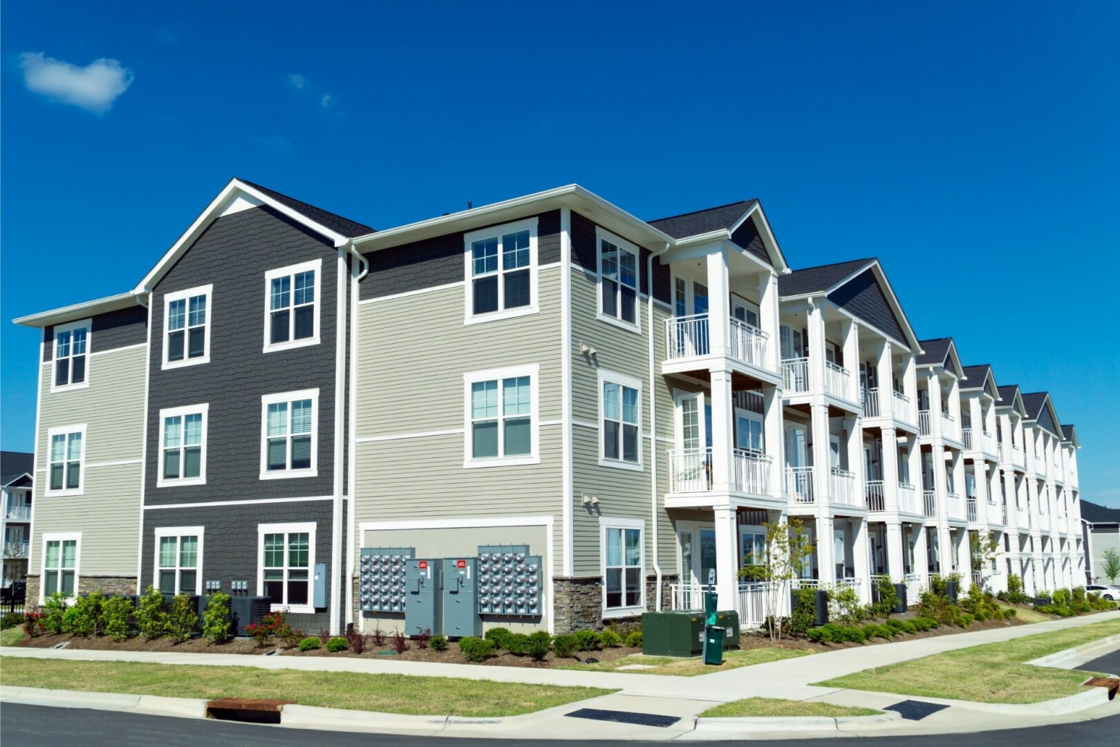Monarch Private Capital Closes Equity Financing for Walnut Street Phase I